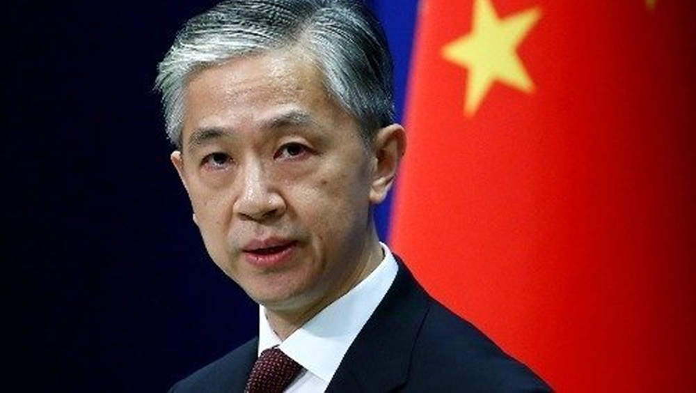 美國稱將在台灣海峽進行海空通行，中方發出嚴正警告。