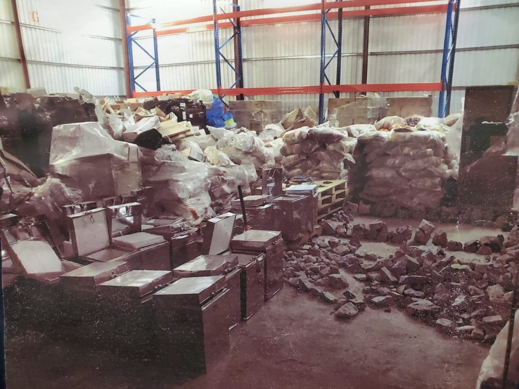 警方搗破上水古洞毒品工場。