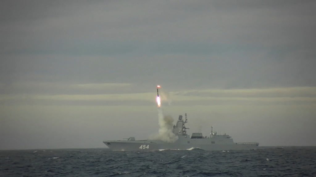 乌克兰指俄罗斯首用锆石高超音速导弹袭击基辅。路透社
