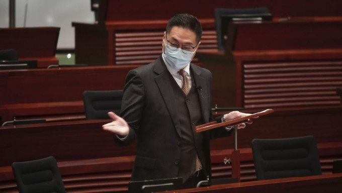 他表示香港的煙民比率不足一成，屬世界前列低吸煙率的地方。資料圖片