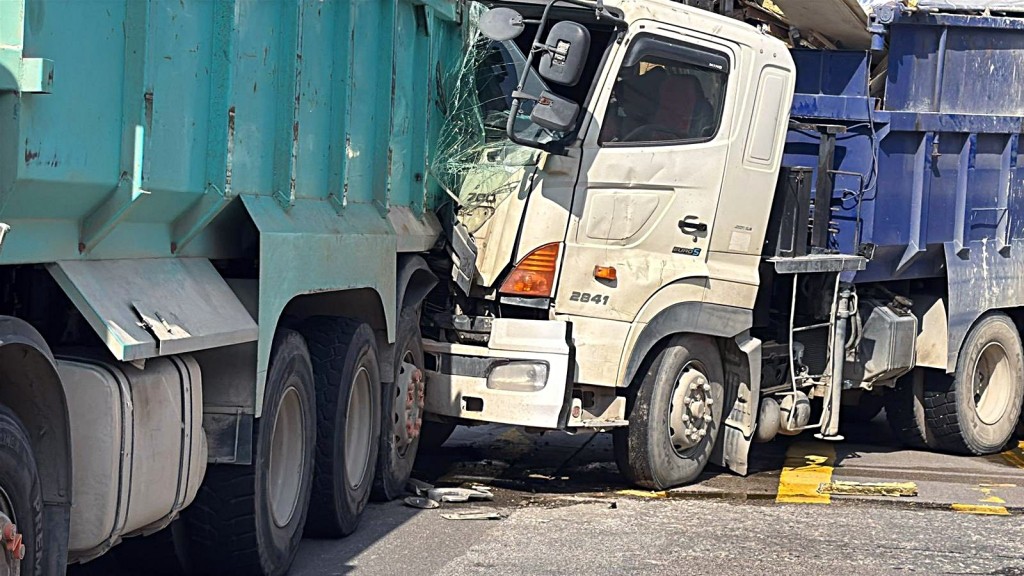 泥頭車撼泥頭車。網圖