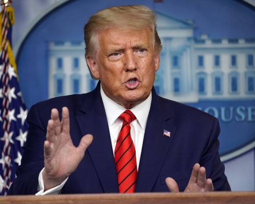 一本新書揭露特朗普去年11月中風。AP相片
