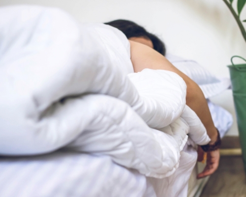 睡眠質素差及失眠影響身體及精神健康。unsplash圖片

