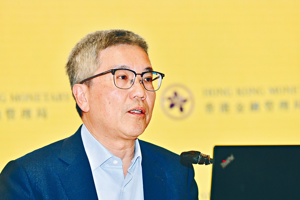 阮國恒指出，金管局的立場從來都是在銀行信貸風險管理、支持實體經濟之間取得平衡。