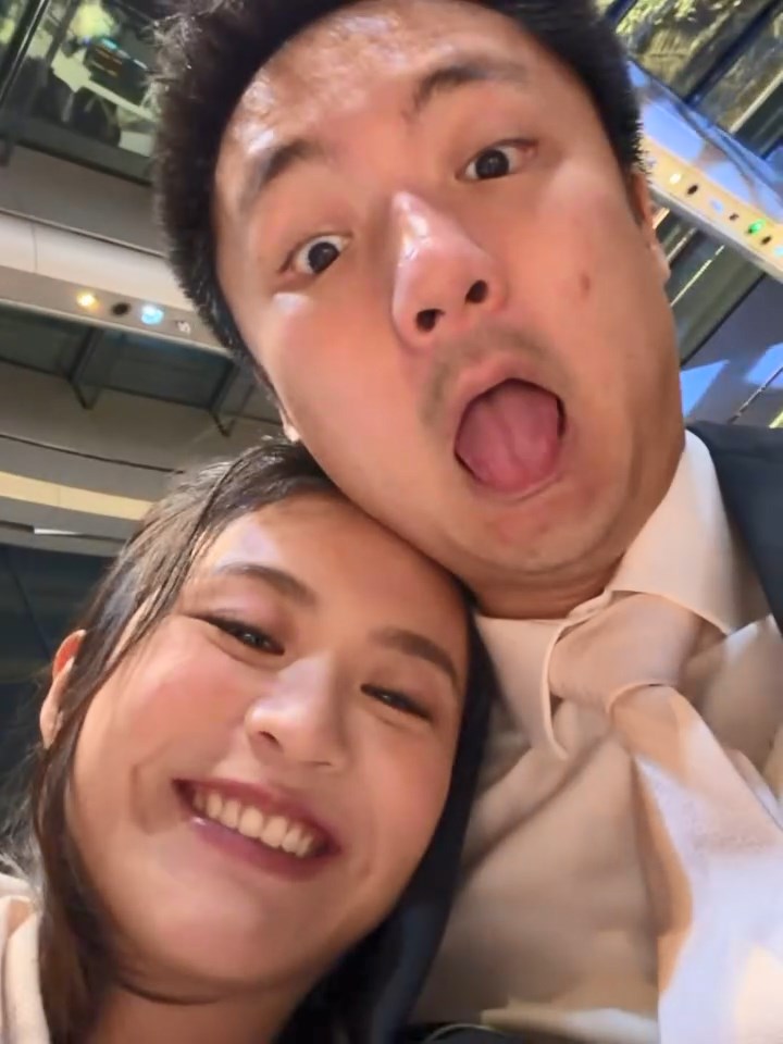 莊雅婷與鍾培生拍片。 莊雅婷與鍾培生拍片。