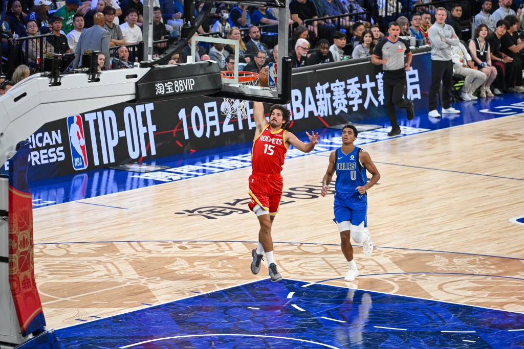 NBA中国赛独行侠vs火箭。魏国谦摄