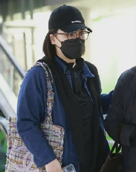 馬思純被傳陀B。（微博圖片）