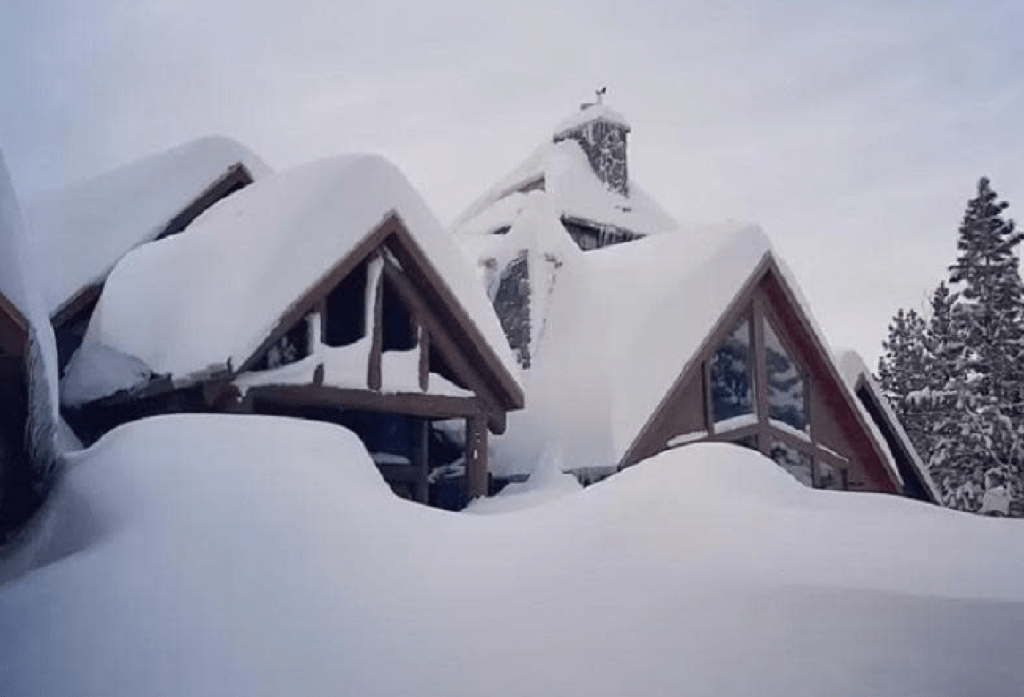 內華達州遭暴風雪吹襲，謝洛美的寓所幾乎被積雪覆蓋。