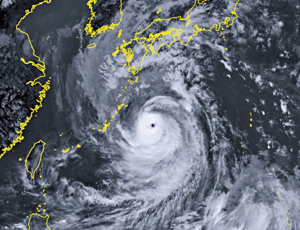 南瑪都周六位處日本偏僻島嶼附近。