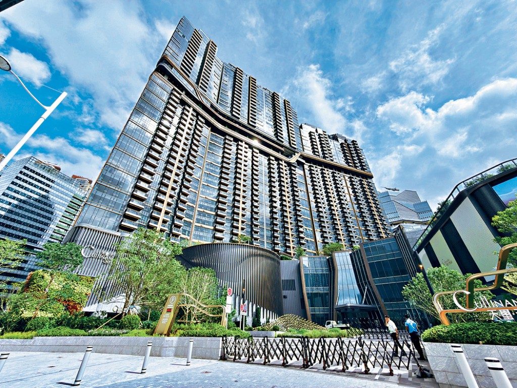 天璽．天2期今日起以招標方式發售2伙。 