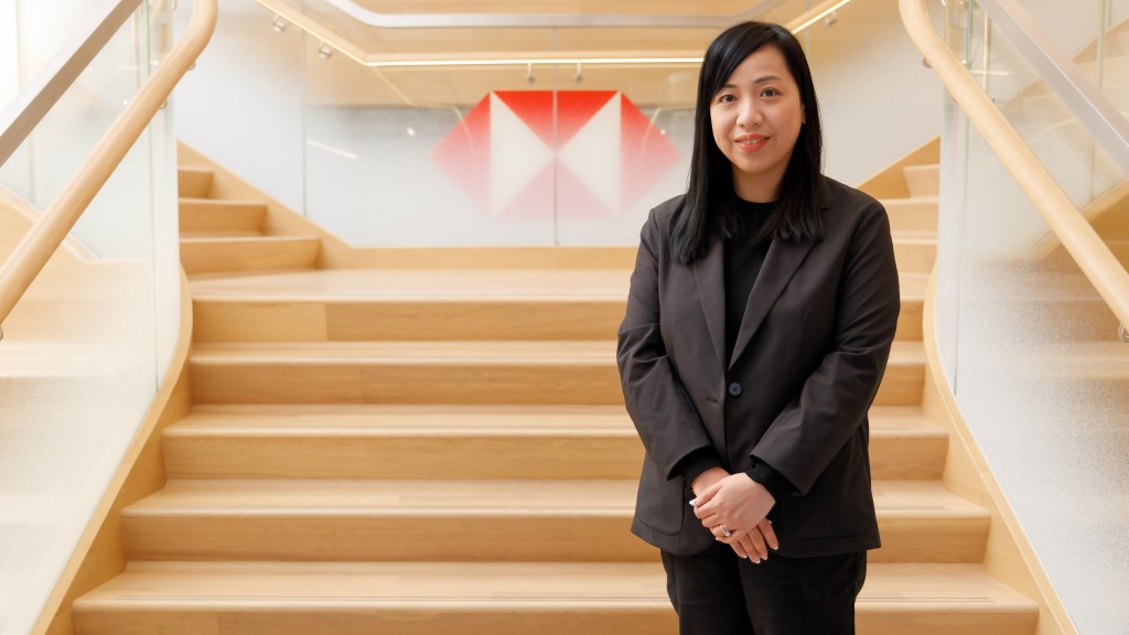 Winnie Mak - 滙豐香港區客戶服務中心主管  