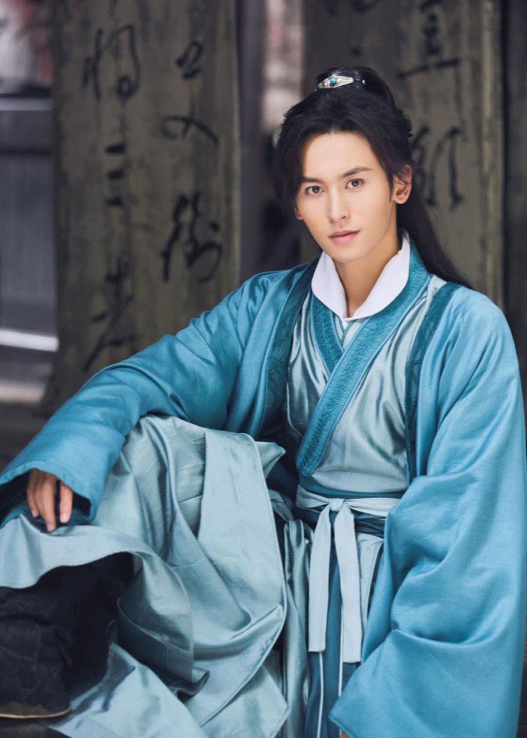 張哲瀚拍《山河令》人氣急升。