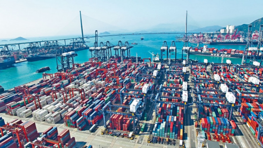 有聽眾指本港的現時物流業中港貨運量下跌了超過五成。資料圖片