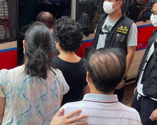 所有被捕男女現正被扣留調查。警方圖片