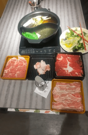 樓主亦認同涉事店的食物質素高,只是待客服務質素不佳。(涉事店google map截圖) 樓主亦認同涉事店的食物質素高,只是待客服務質素不佳。(涉事店google map截圖)