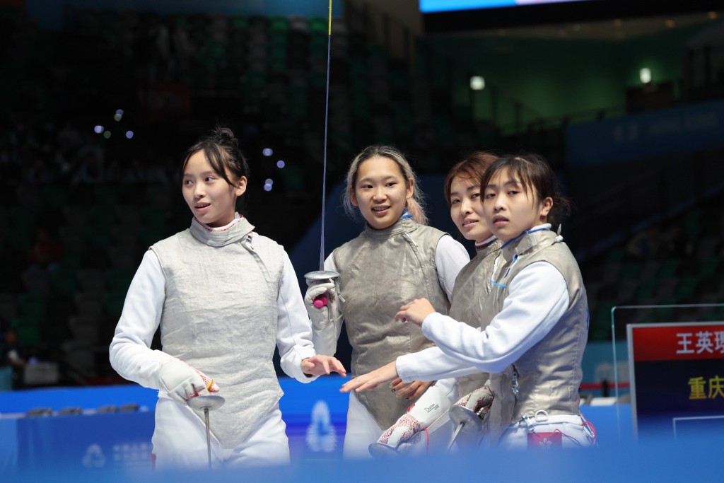 香港女花團體賽成員包括符妤名、鄭曉為、吳佳蔚及關渝澄。徐嘉華攝 香港女花團體賽成員包括符妤名、鄭曉為、吳佳蔚及關渝澄。徐嘉華攝