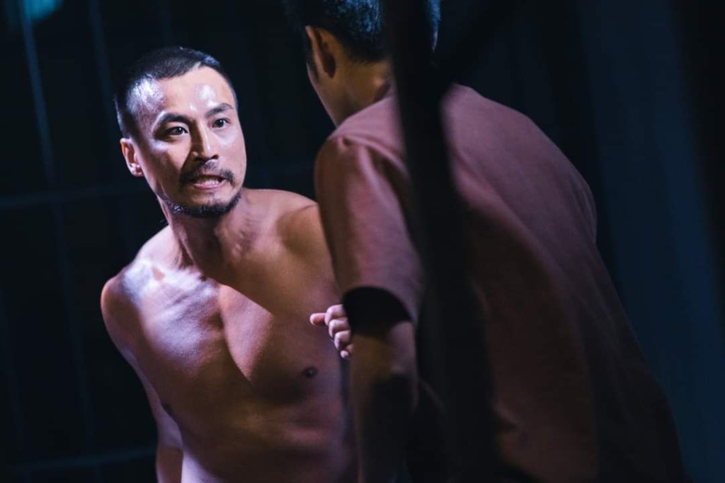張建聲為拍呢套戲都有操肌，但身形自愧不如Adam。