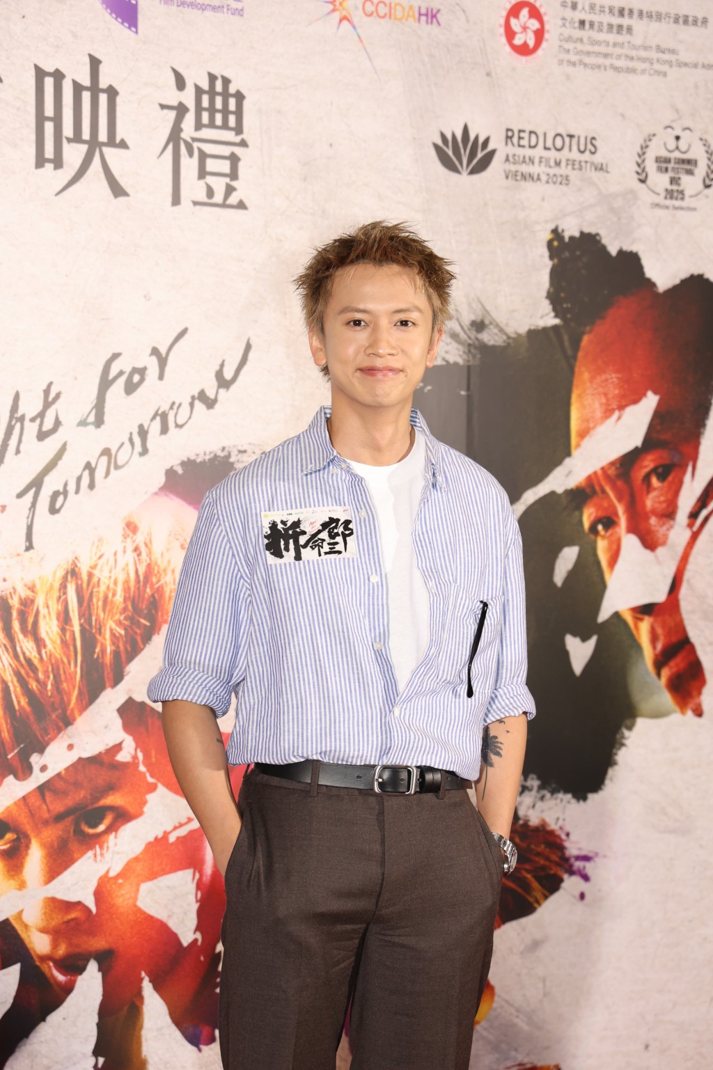 林家熙拍呢套戲要上擂台打,操到好大隻。 林家熙拍呢套戲要上擂台打,操到好大隻。