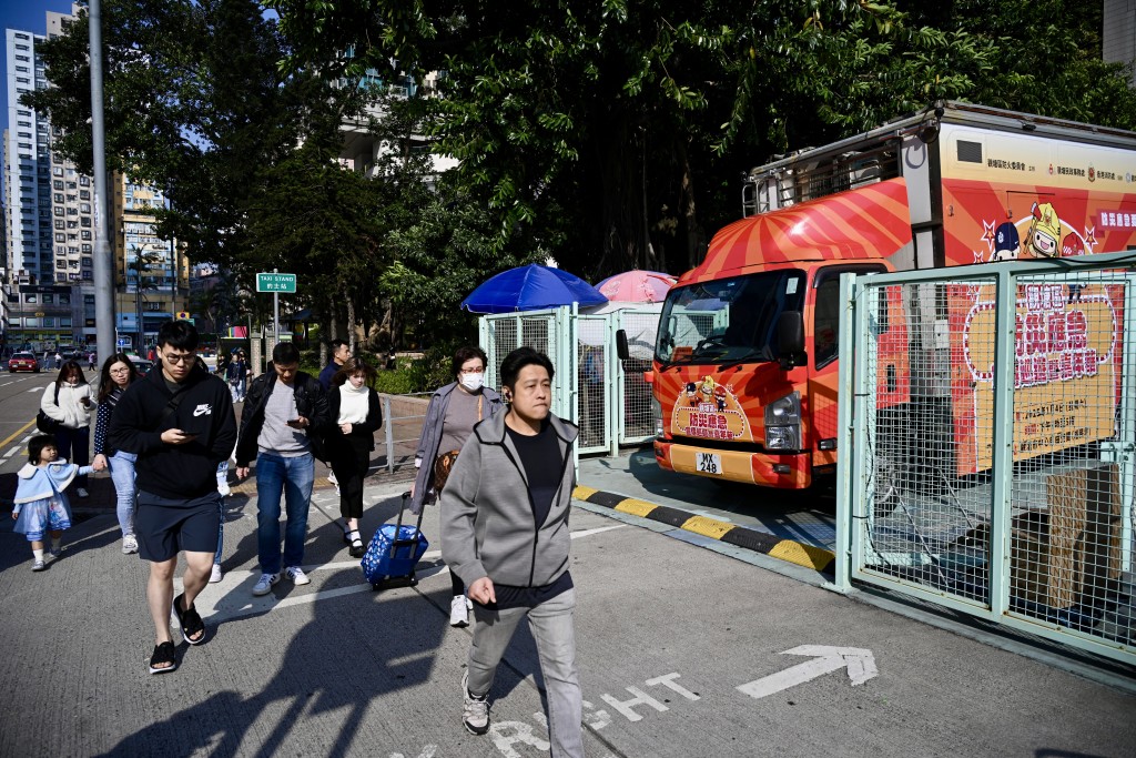 嘉年華今日下午在觀塘市中心自由空間舉行。蘇正謙攝