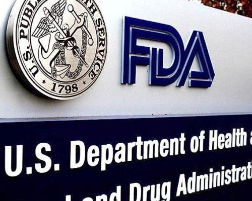 FDA允許全美國各州的醫生使用肺炎康復者血漿用作治療肺炎重症病人。