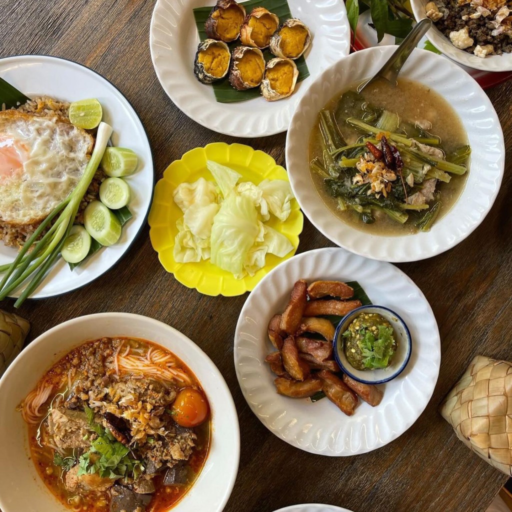 这家主打泰北名菜 – 咖喱鸡面餐厅从2019年起连续五年入选米芝莲推介。 图源：facebook@ong tong Khao Soi