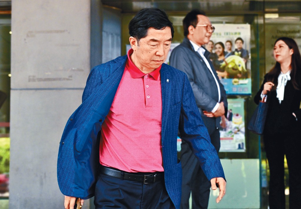 中煤香港時任副總經理王文寧被控代理人索取利益罪,罪成還柙。