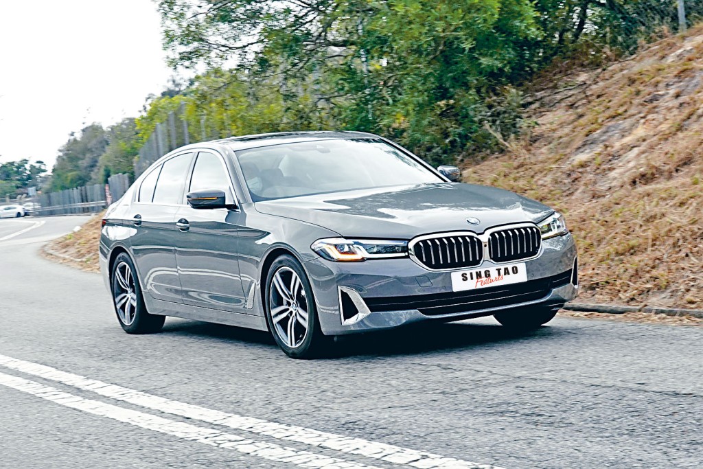 530iA Luxury新版馬力有252ps，0至100km/h加速6.4秒，車價$699,000起！
　　