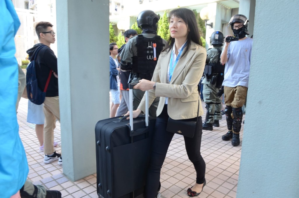 市民質疑選舉不公。