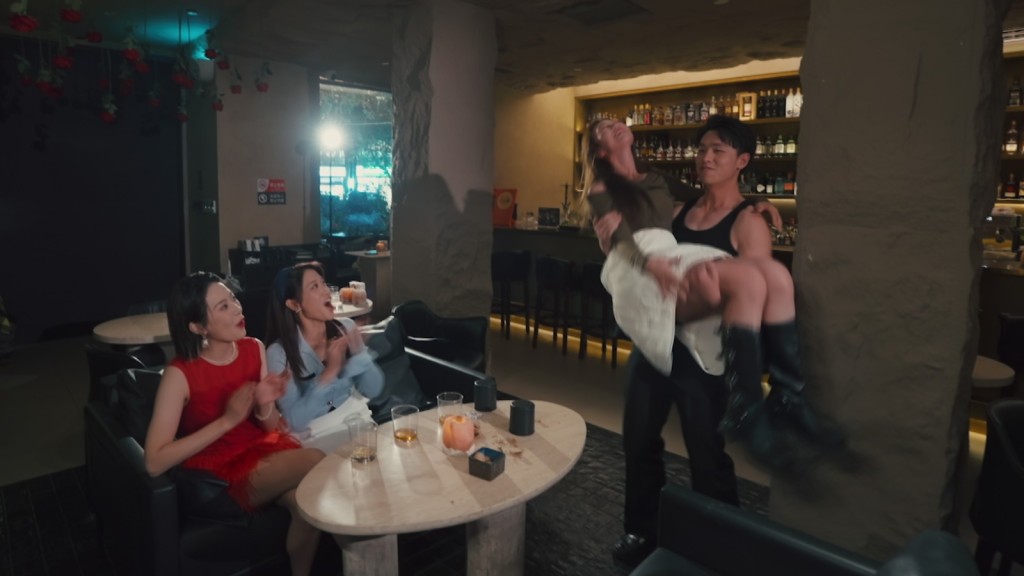 犹如探囊取物！