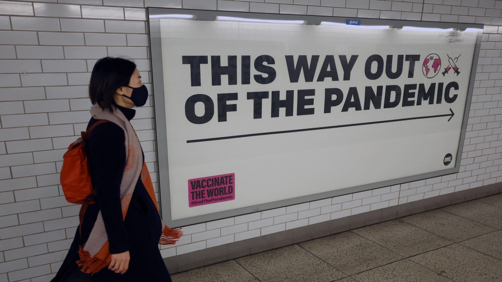 英國疫情持續反覆。REUTERS資料圖片