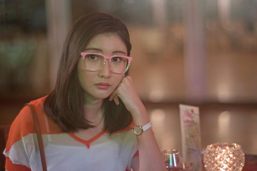 沈殷怡曾经在《诡探前传》饰演郑少秋角色之女。