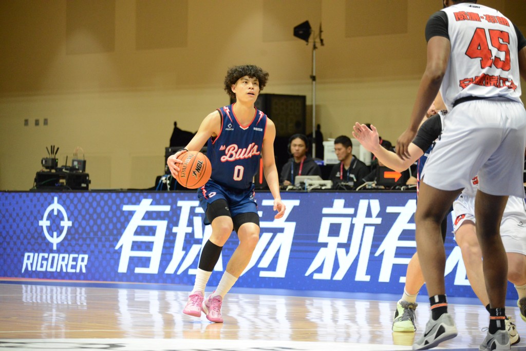 杨瑞鸿发挥出色。杨功煜摄