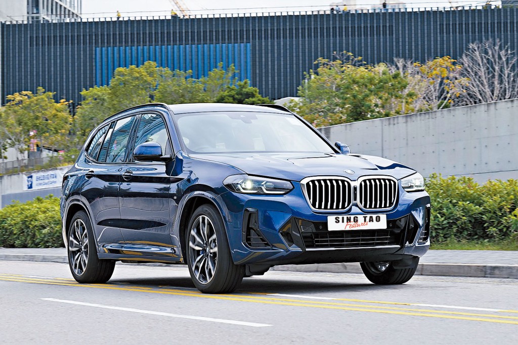 新版X3 xDrive20iA加入48V Mild-hybrid混能系統，加速明顯比舊版爽快，試駕車為M Sport版，車價$599,000起。