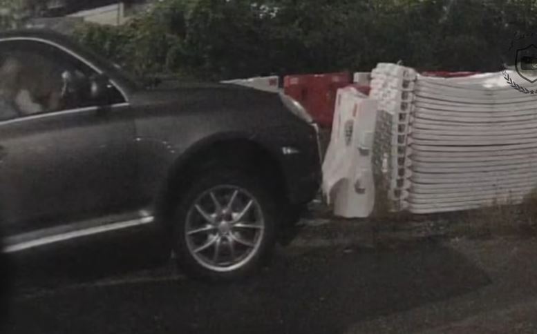 男女似爭執。fb香港馬路炸彈資料庫影片截圖