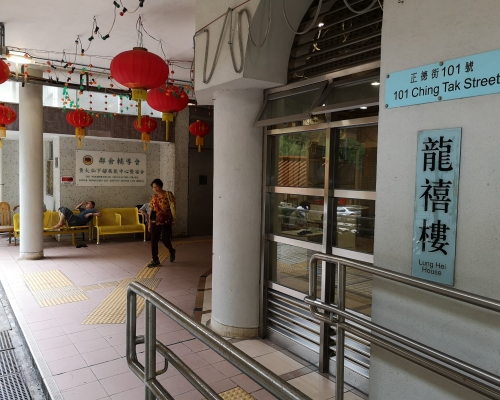 現場是黃大仙龍禧樓。 梁國峰攝