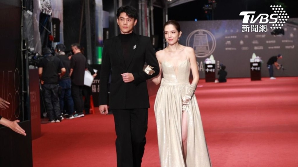 許瑋甯和李程彬以《她和她的她》入圍迷你劇視后、視帝。