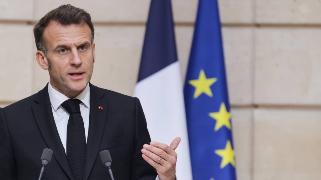 馬克龍說，一名法國軍人在伊拉克遭襲身亡。（美聯社）