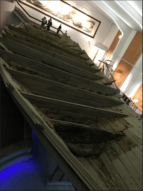 泉州後渚港發現的宋代海船 泉州後渚港發現的宋代海船