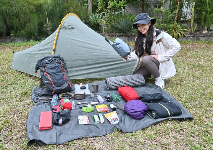 Sunny Sir執拾的露營背囊用品，均以輕量及省位為主。