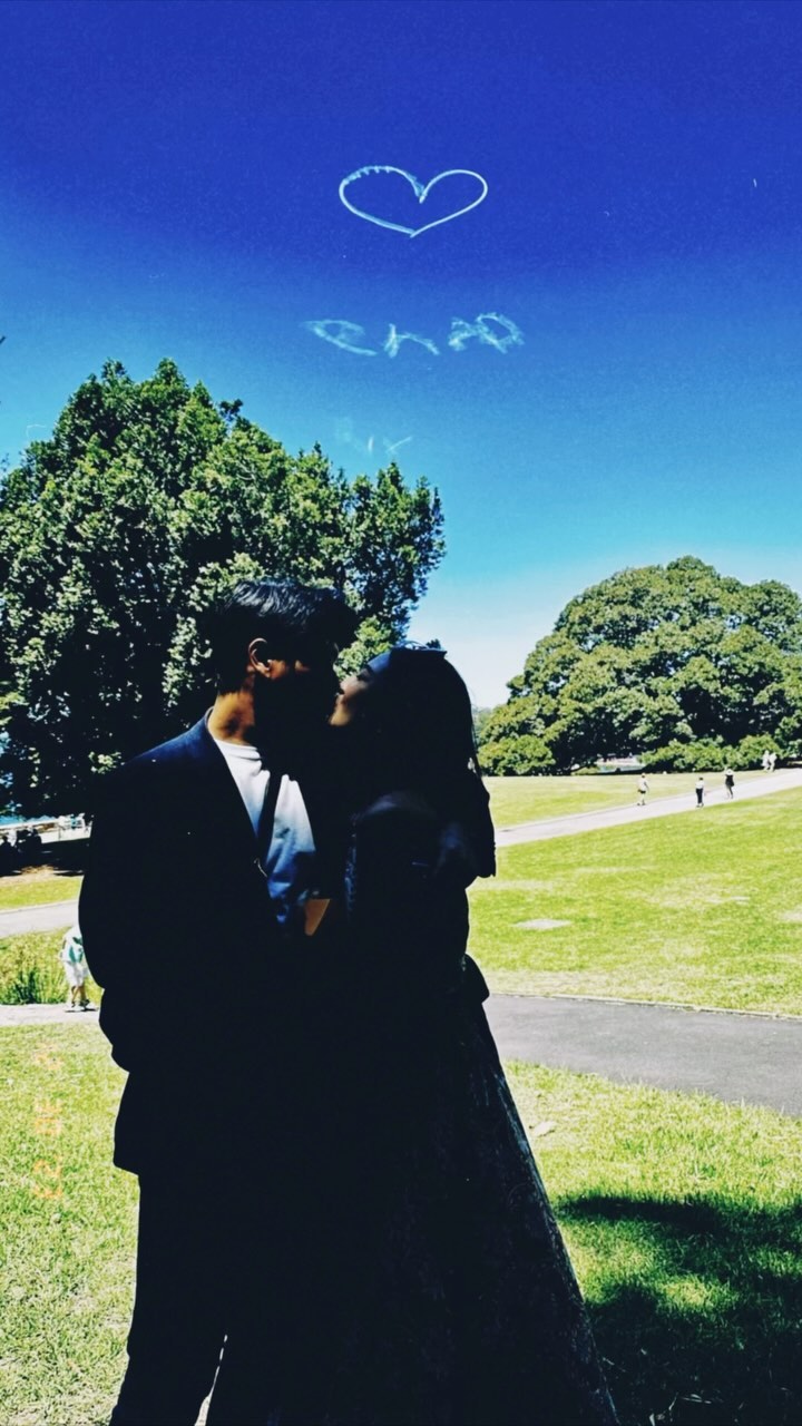 赵筱葳透露，「煮男」是两个月前在悉尼歌剧院旁的公园向她求婚。