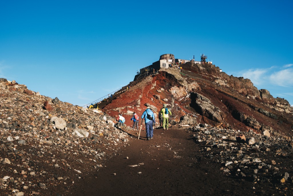 富士山頂附近。吉田市觀光網站 富士山頂附近。吉田市觀光網站