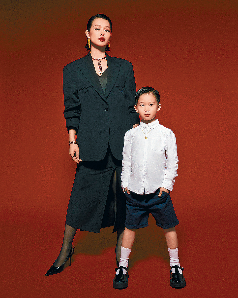 胡杏兒對大仔李奕霆的表現十分滿意。