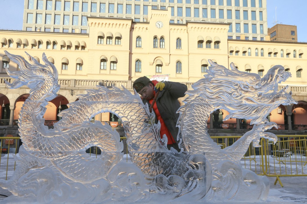哈尔滨今年大受内地旅客欢迎，带动当地经济。新华社