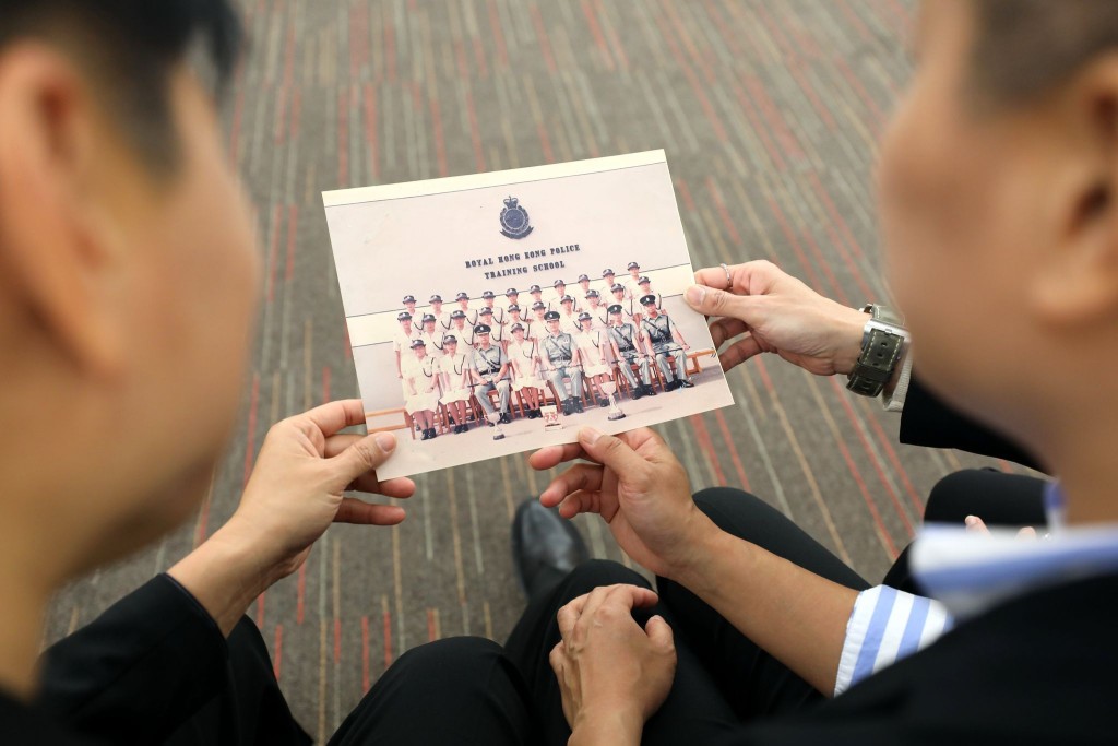 三位第一代「陀槍師姐」 細訴當年入班情景。