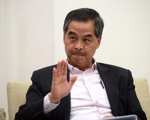 梁振英今正式入稟高等法院，控告鍾劍華及《立場新聞》誹謗，要求對方賠償。資料圖片
