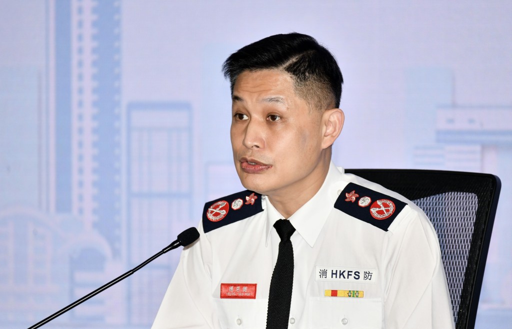 消防處處長楊恩健表示將推動法例修改,以加強樓宇及消防設備管理。 消防處處長楊恩健表示將推動法例修改,以加強樓宇及消防設備管理。