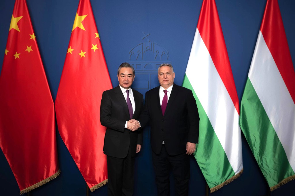 王毅訪問歐洲，會見匈牙利總理歐爾班。新華社