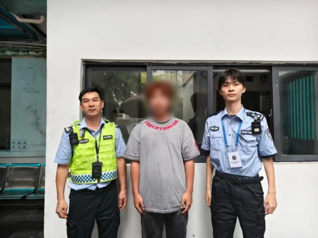 深圳交警破飙车团伙，5人被行拘。