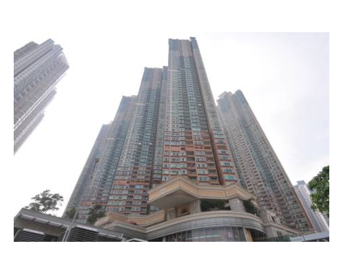 城中駅高層三房套965萬沽出