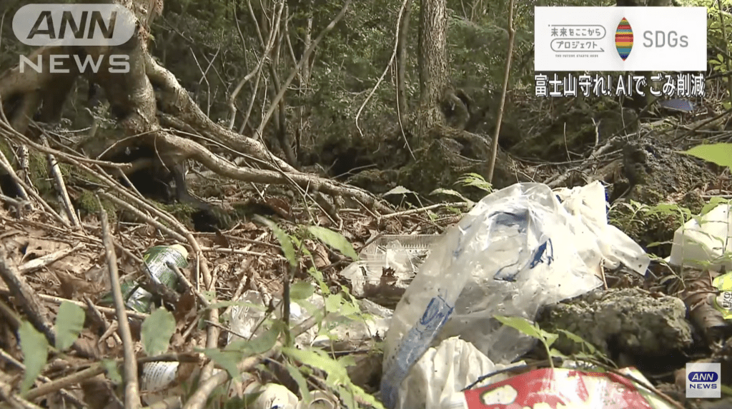 当地电视台报道，由于人满之患，富士山沿途行山径满布了垃圾。